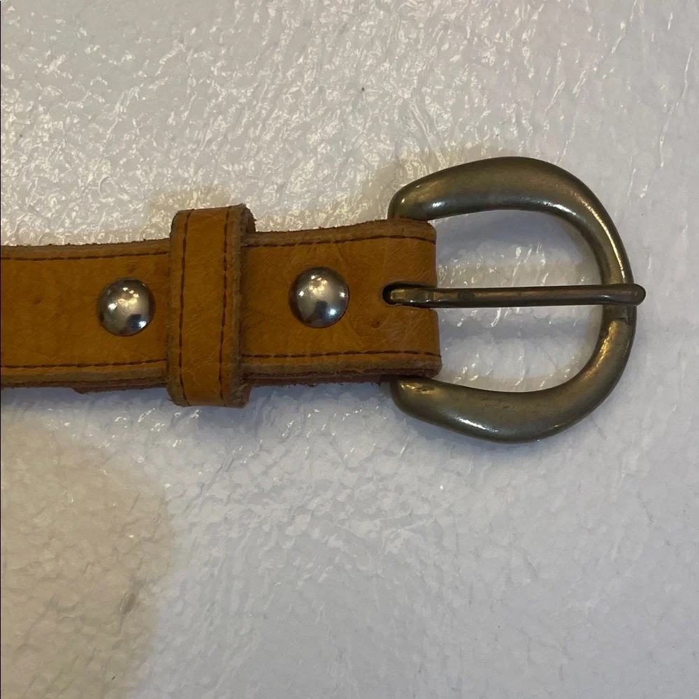 Vintage Classic Tan Leather Belt extra small women girls boys unisex